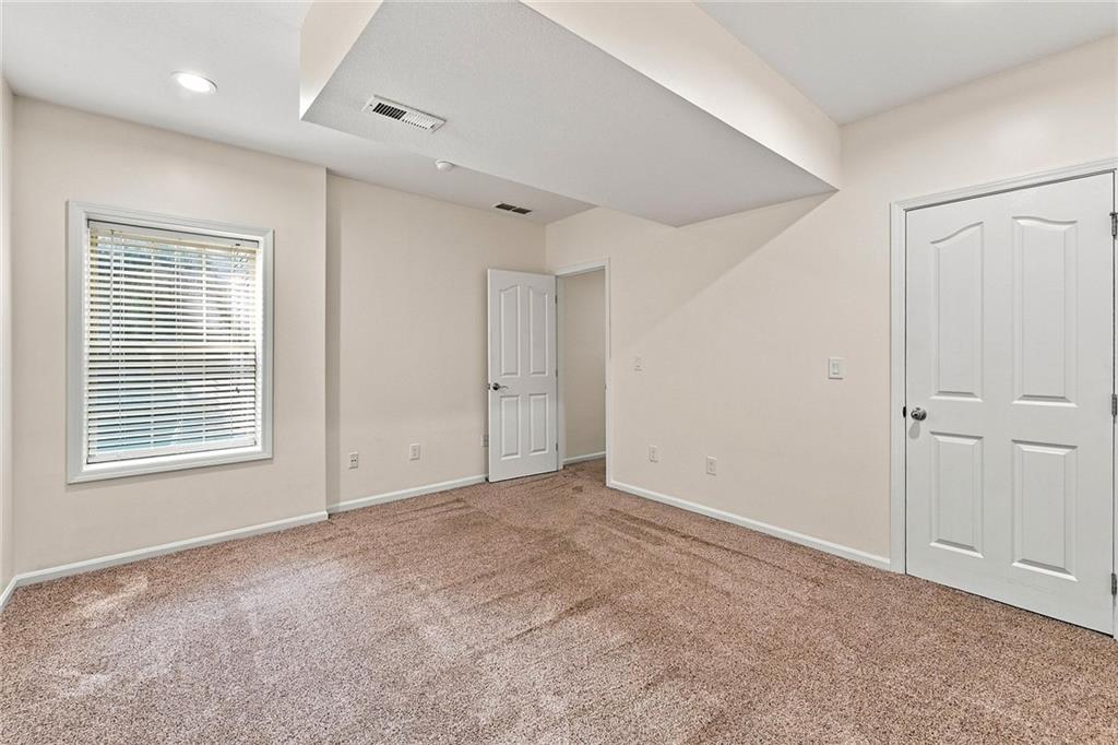 18665 W 158th Terrace Property Photo 20