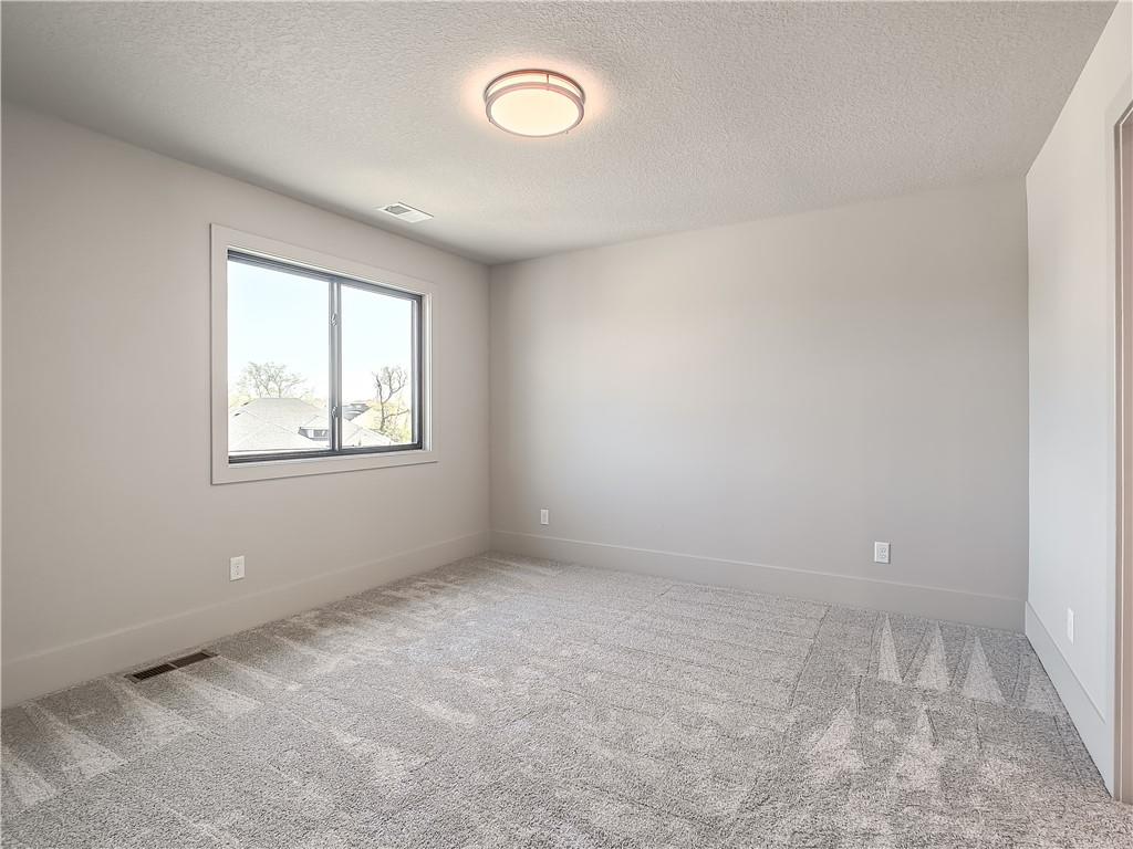 16724 S Twilight Lane Property Photo 44
