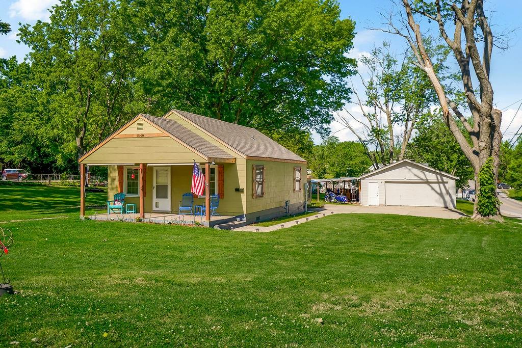 1540 N Noland Road Property Photo 33