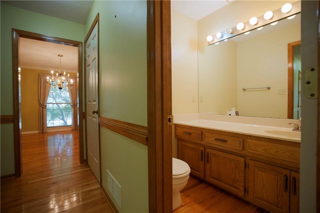 8543 Hallet Street Property Photo 16