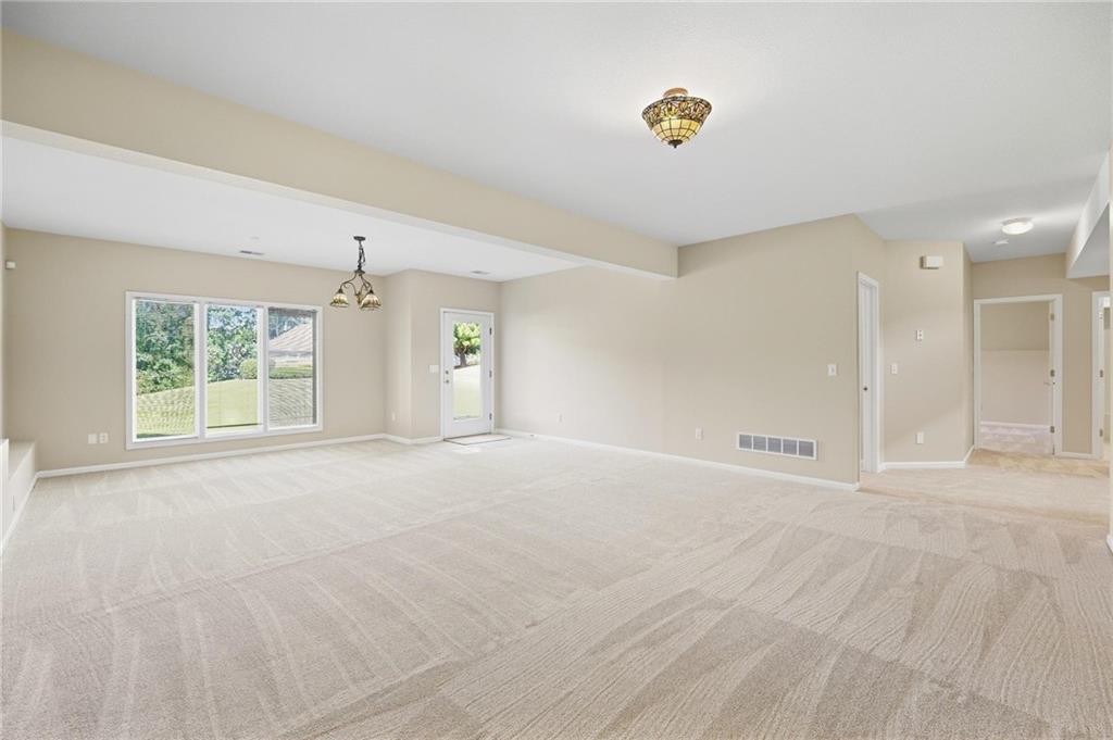 5704 Nw 108th Court Property Photo 58