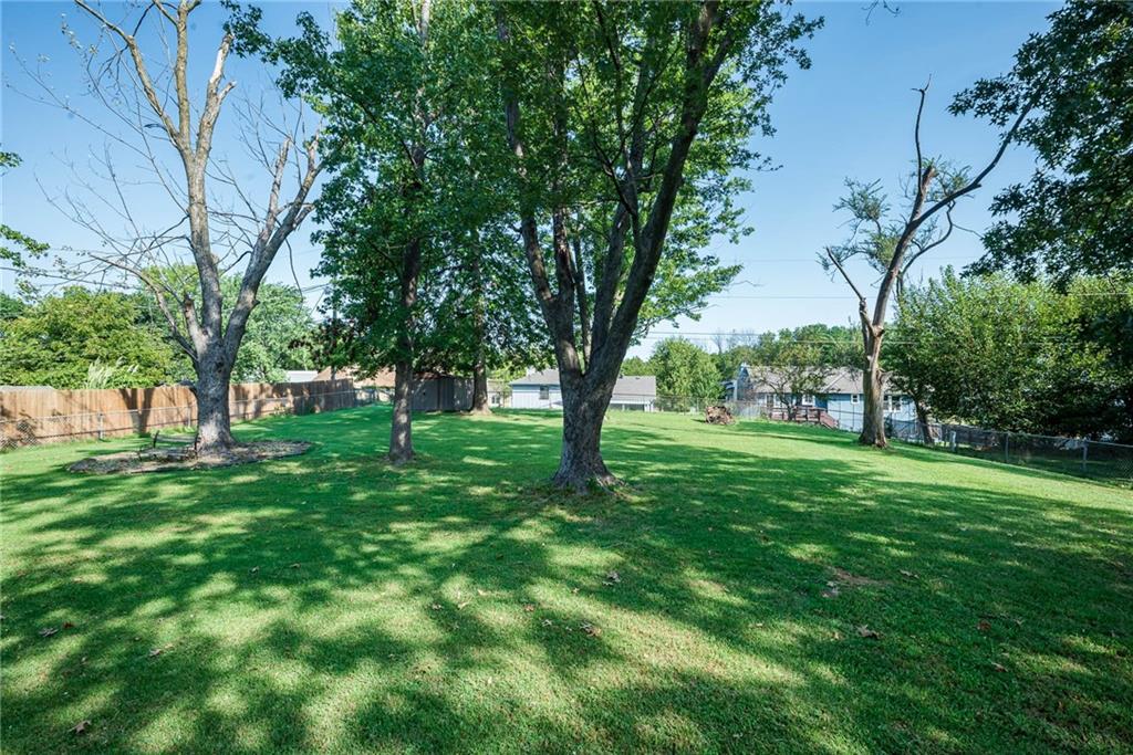 8716 Haskell Avenue Property Photo 22