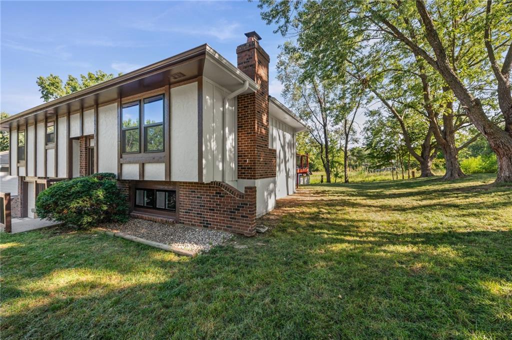 11825 Ironstone Circle Property Photo 3