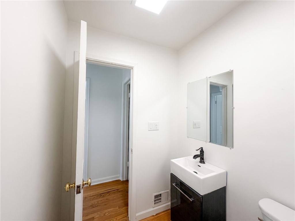 5419 Roe Boulevard Property Photo 3