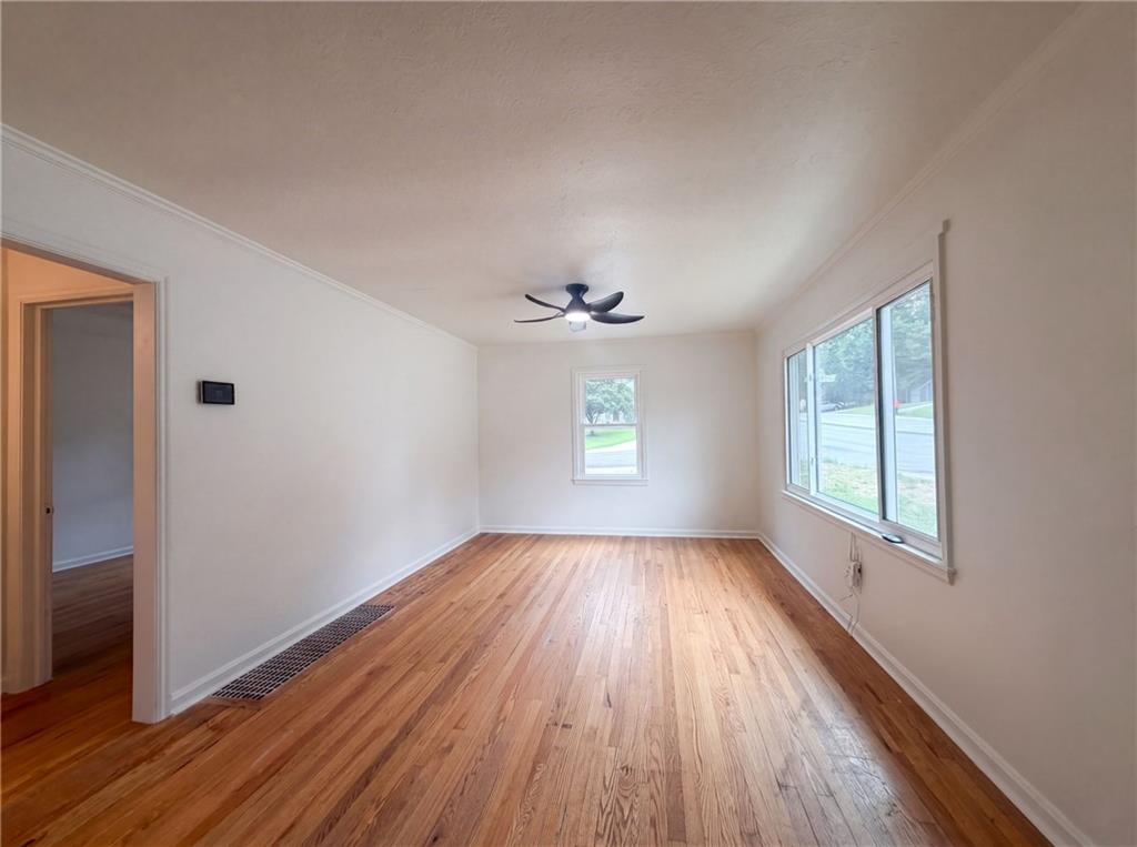 5419 Roe Boulevard Property Photo 4