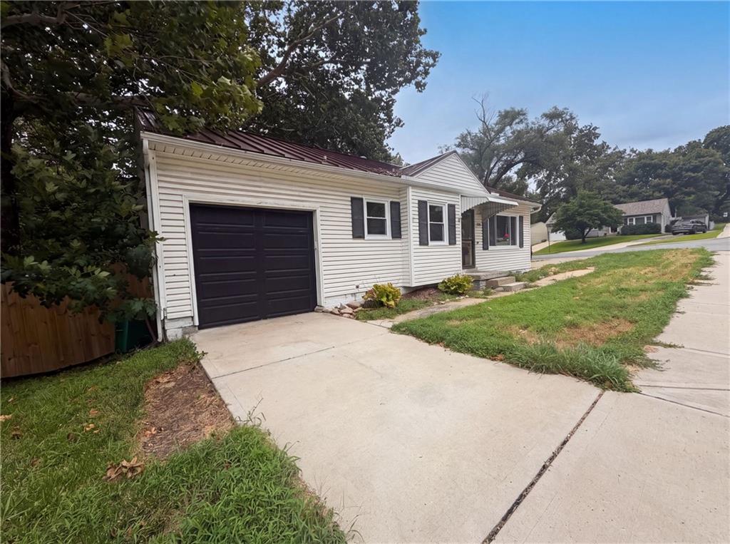 5419 Roe Boulevard Property Photo 11