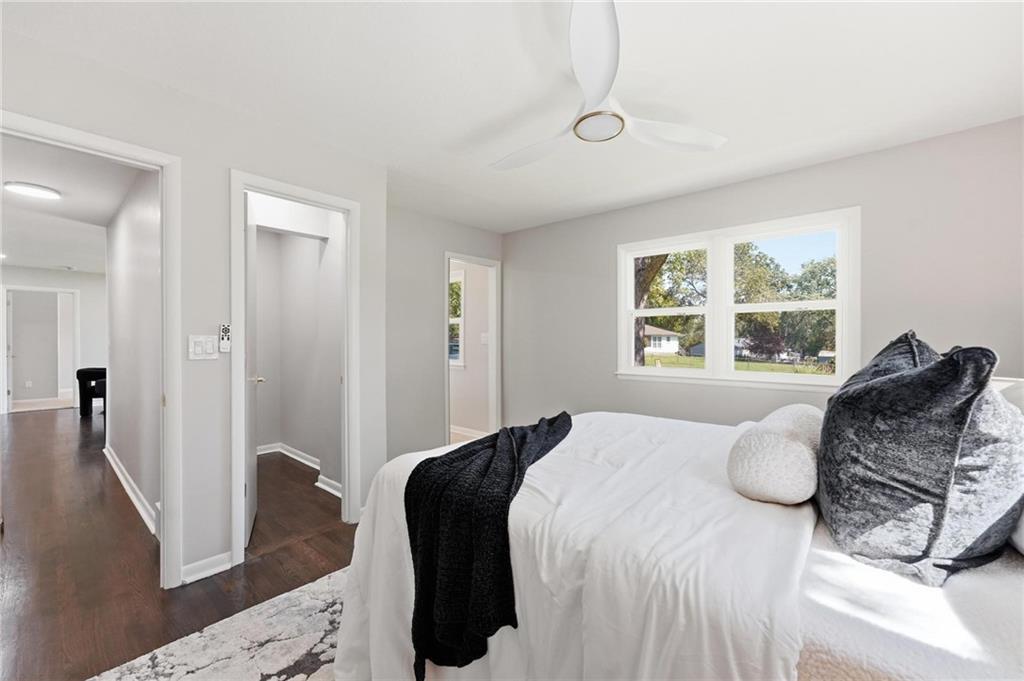 5114 S Fuller Drive Property Photo 14