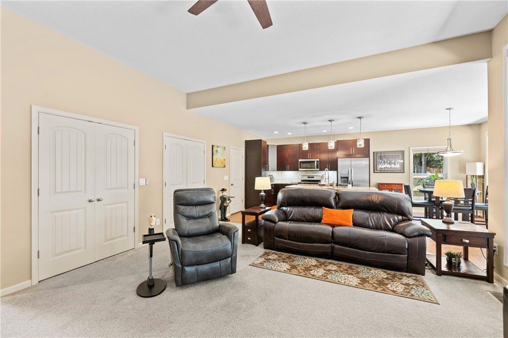 5024 78th Way Property Photo 7