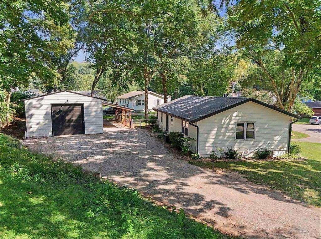 730 Goodlet Circle Property Photo 1
