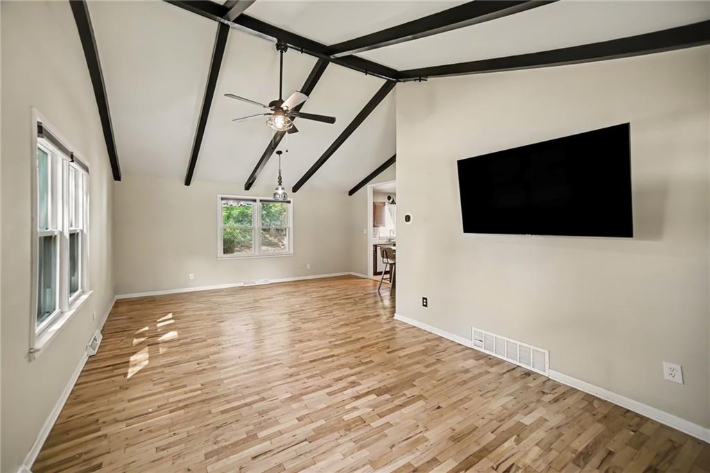 730 Goodlet Circle Property Photo 4