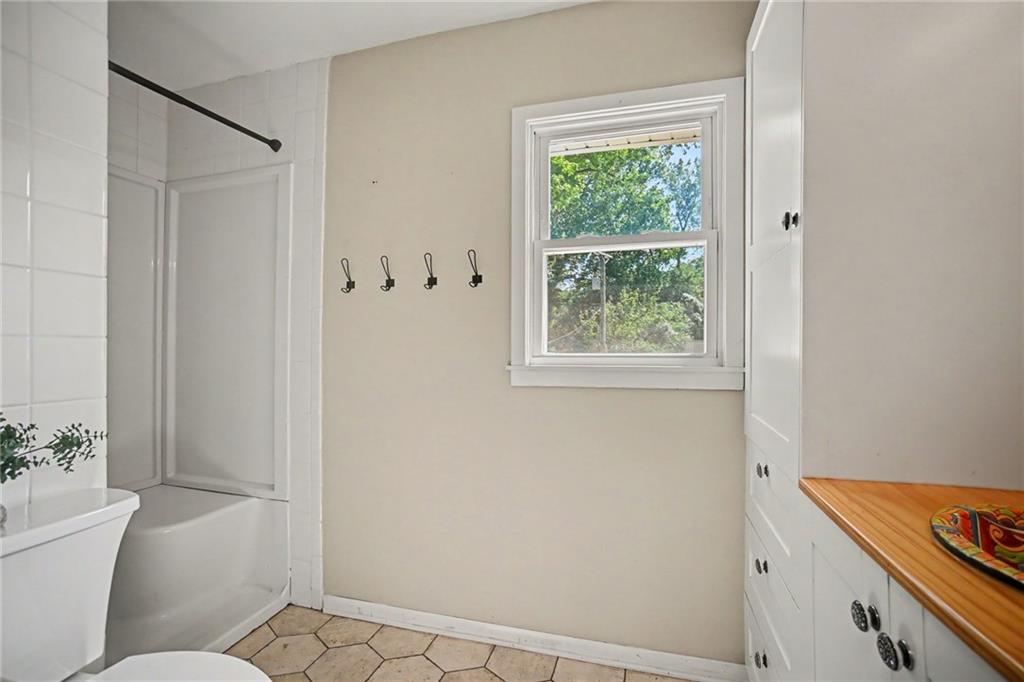 730 Goodlet Circle Property Photo 13