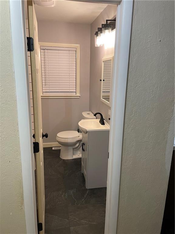 205 E Maple Street Property Photo 11