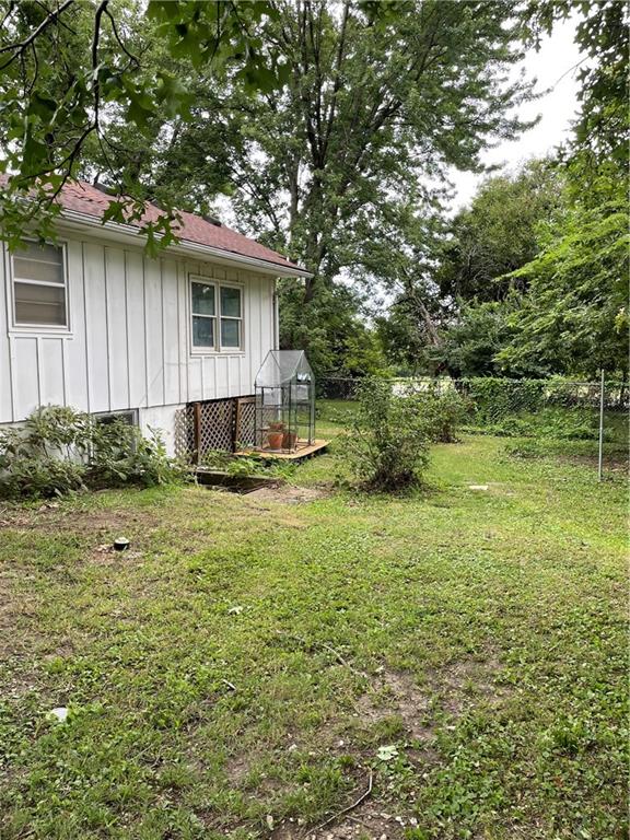 205 E Maple Street Property Photo 26