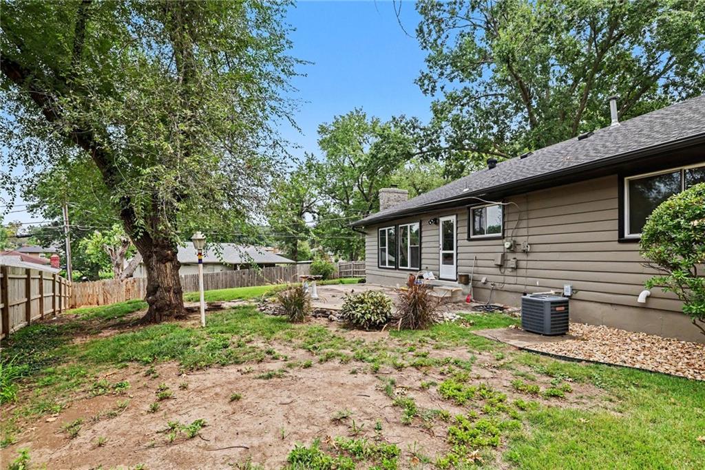 7300 Waverly Avenue Property Photo 27