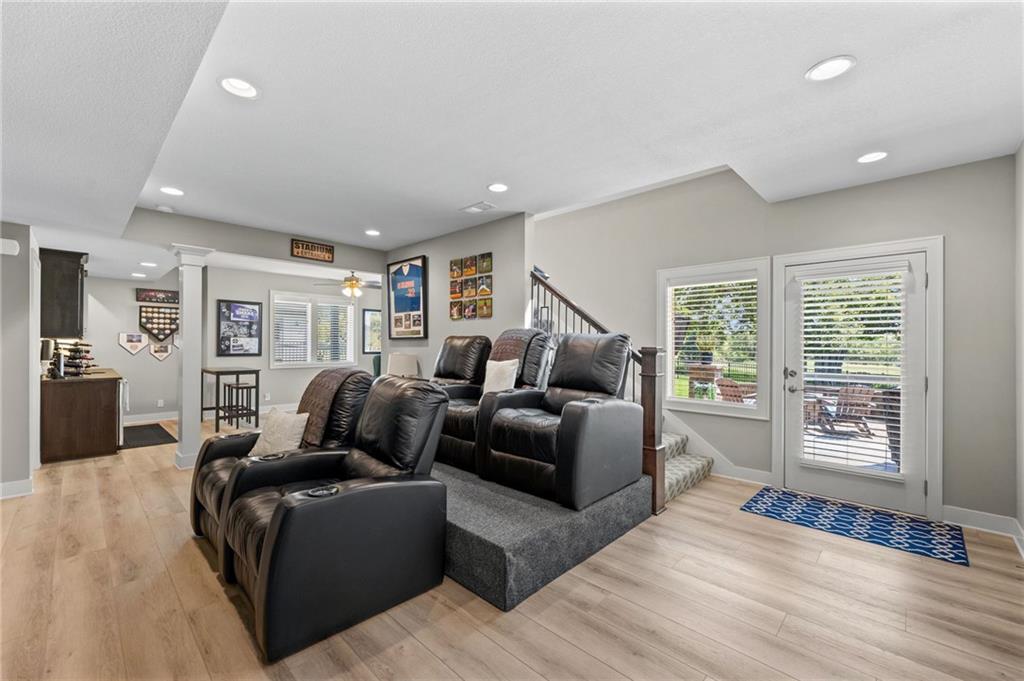 4461 Lakeview Terrace Property Photo 33