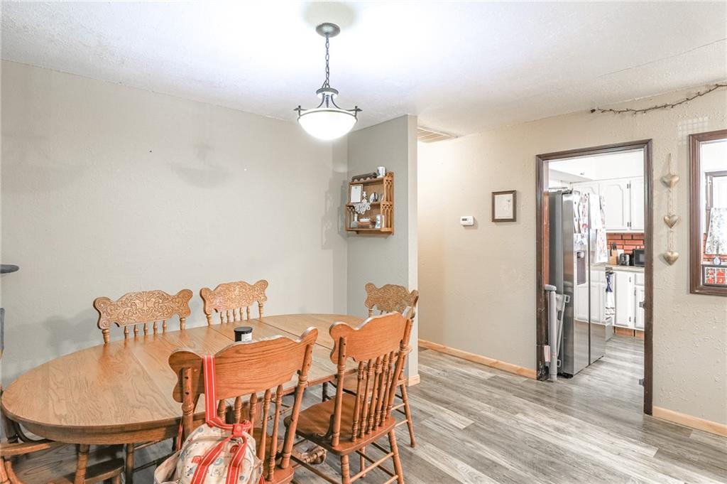 265 4th Street Property Photo 6