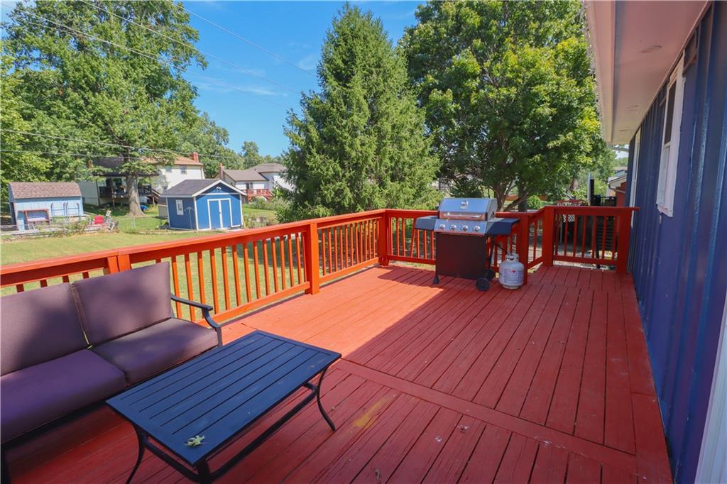 5420 Locust Avenue Property Photo 29