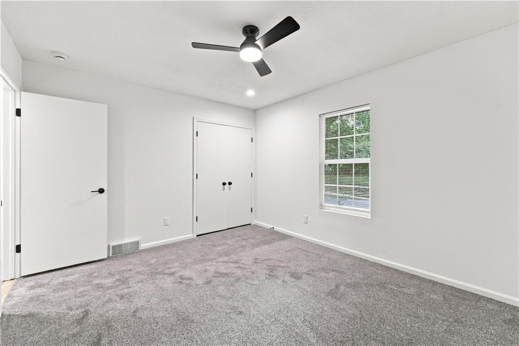 8143 Nw Beaman Drive Property Photo 26