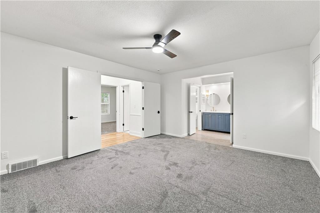 8143 Nw Beaman Drive Property Photo 29