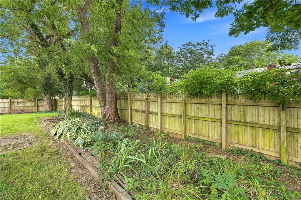 8143 Nw Beaman Drive Property Photo 49