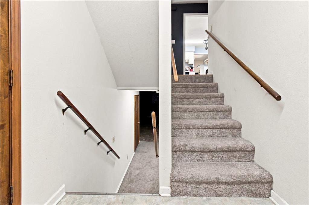 1004 Douglas Lane Property Photo 41