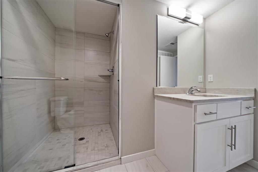 17201 Bradshaw Street Property Photo 27