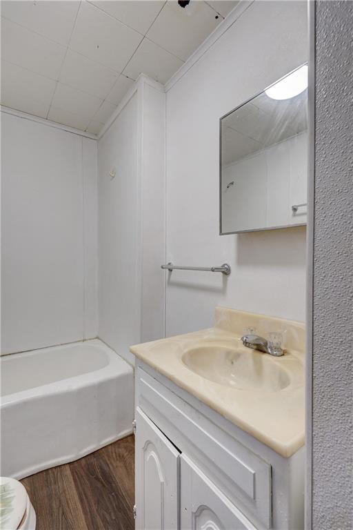 703 N Grand Street Property Photo 9
