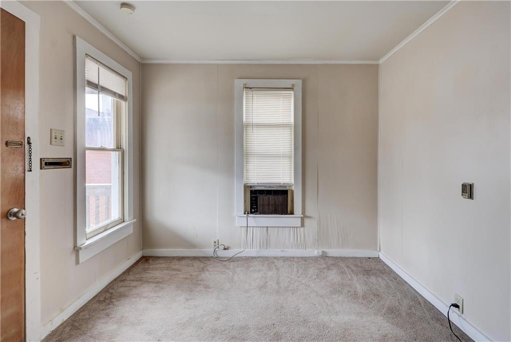703 N Grand Street Property Photo 19