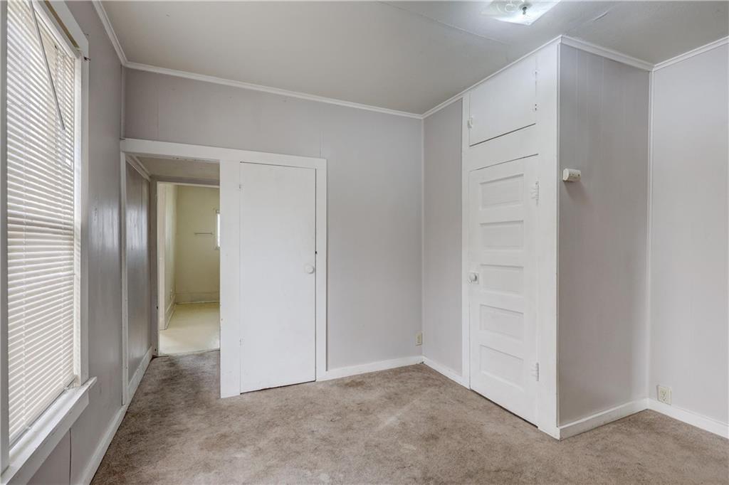 703 N Grand Street Property Photo 22