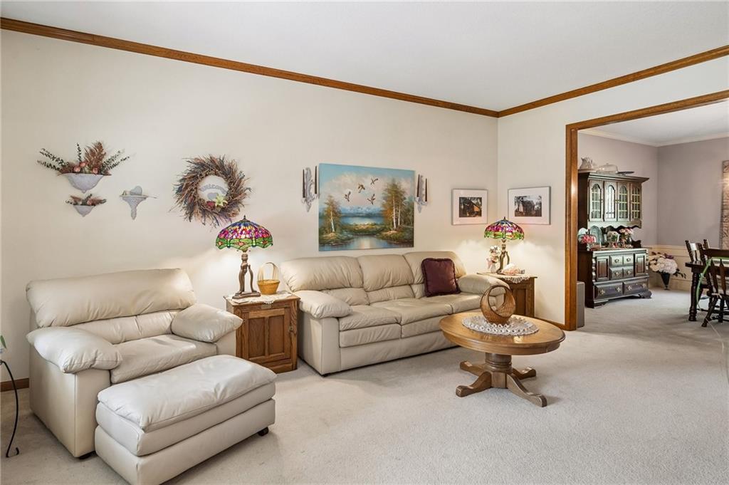 5417 N Walnut Street Property Photo 6