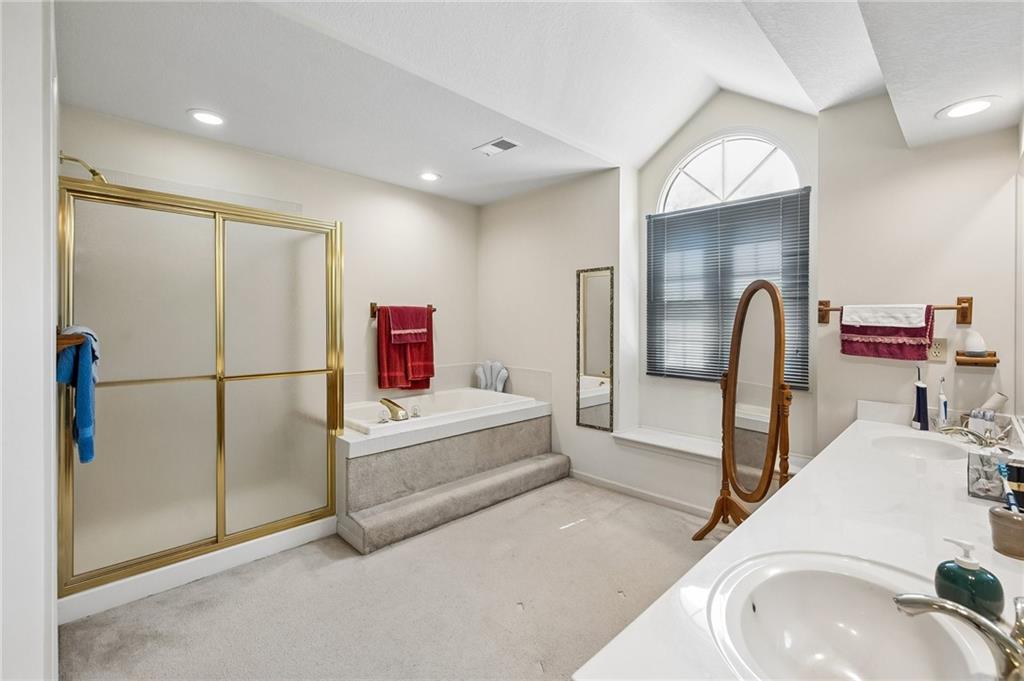 5417 N Walnut Street Property Photo 25