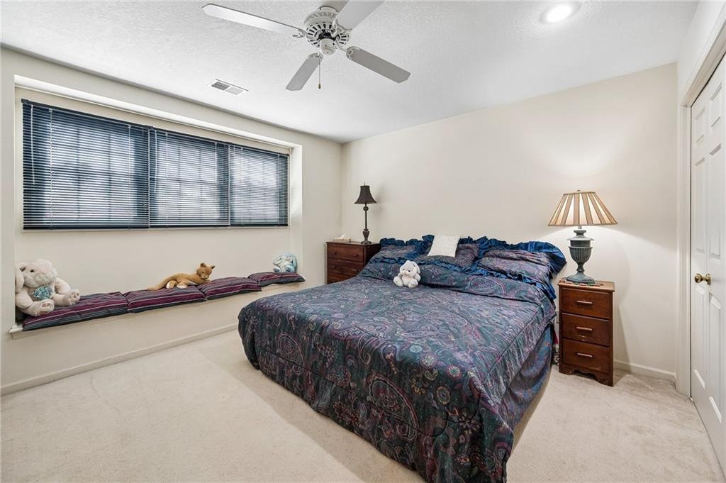 5417 N Walnut Street Property Photo 32