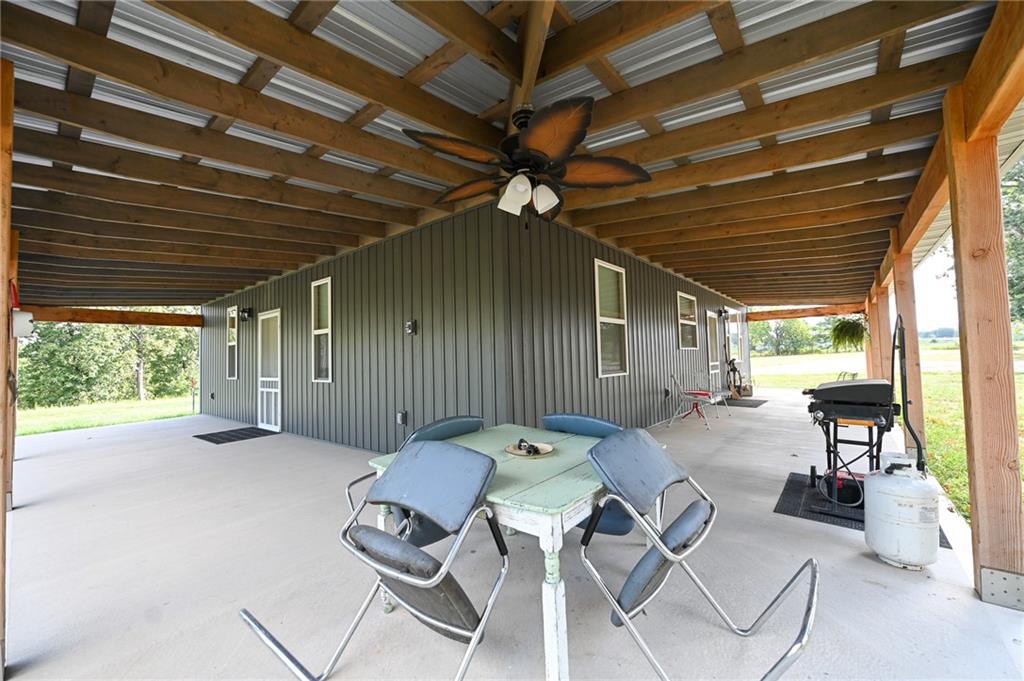 4015 E 1500 Road Property Photo 26