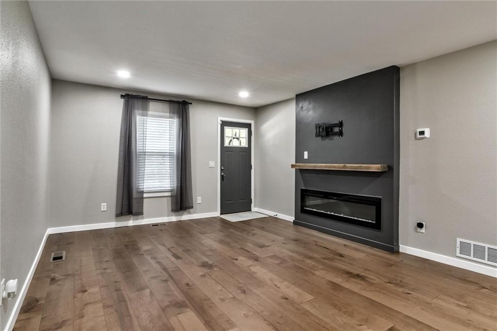 1120 Pacific Avenue Property Photo 6