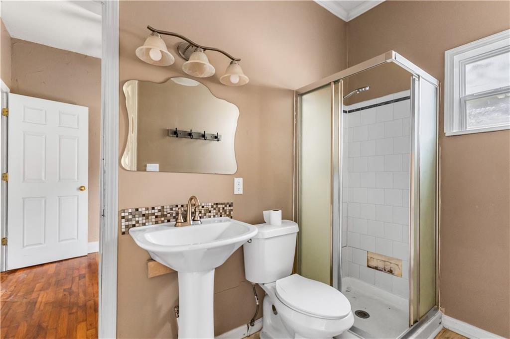 302 Pacific Avenue Property Photo 10