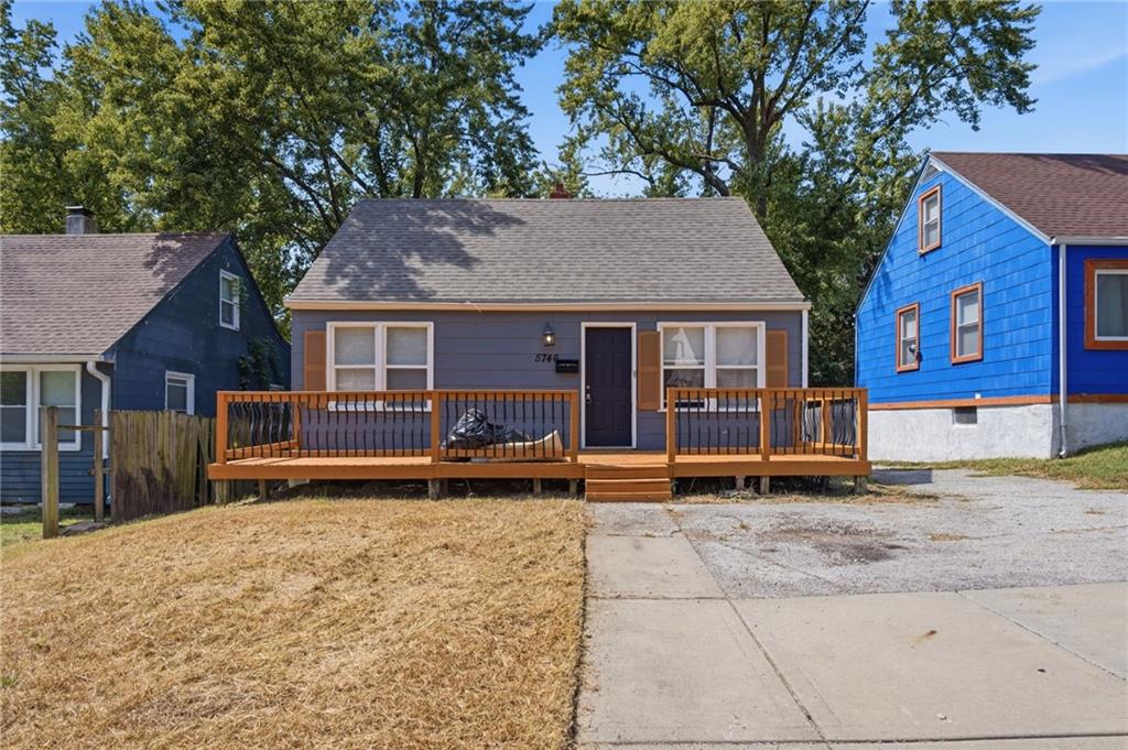 5746 College Avenue Property Photo 1