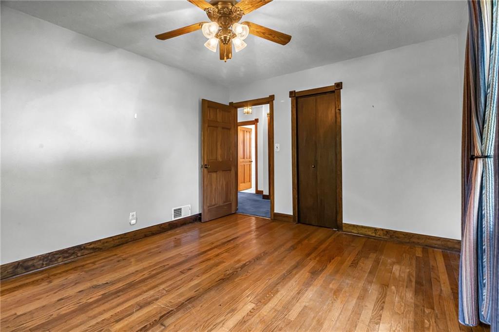 5530 N Spruce Avenue Property Photo 20