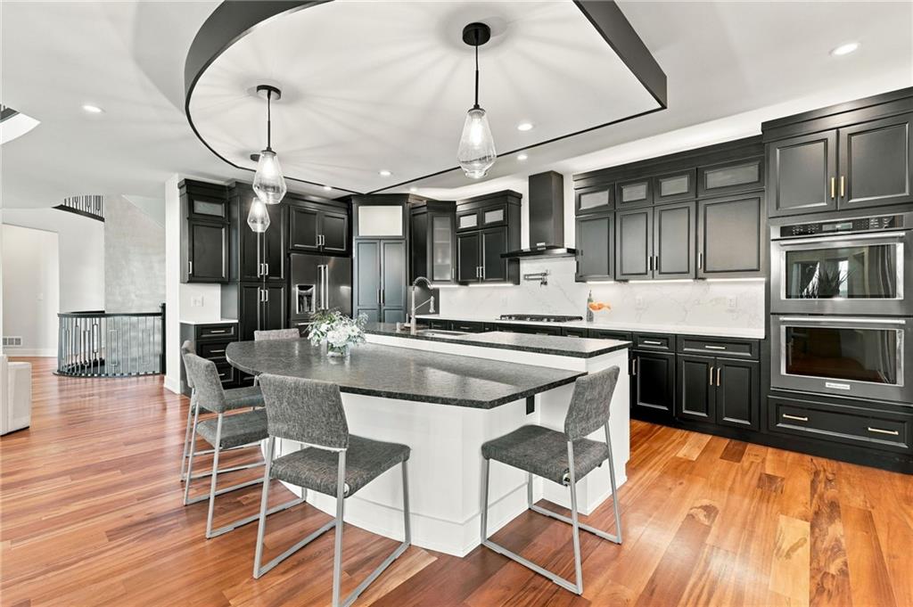 10239 N Kansas Avenue Property Photo 15