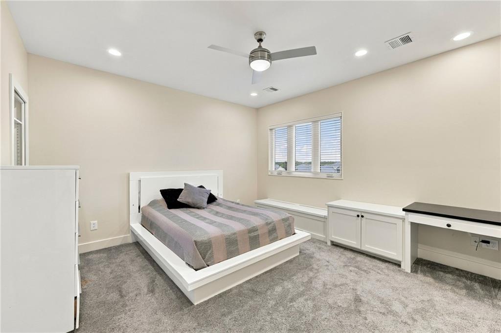10239 N Kansas Avenue Property Photo 76