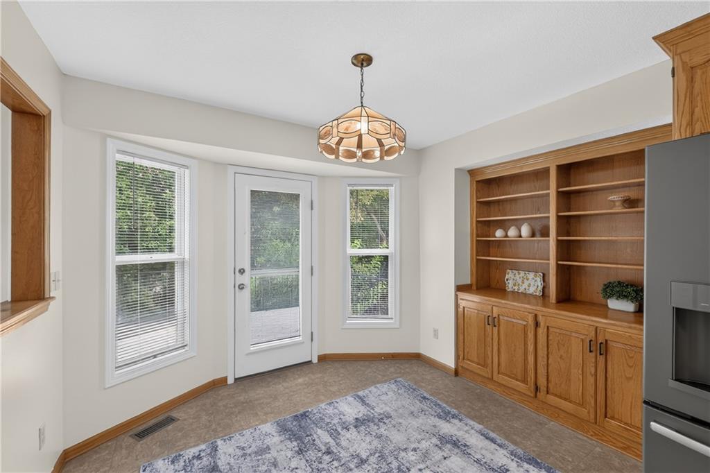 705 Pine Crest Avenue Property Photo 10