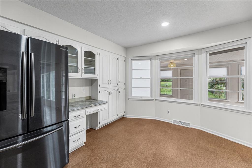 905 S Lincoln Avenue Property Photo 14