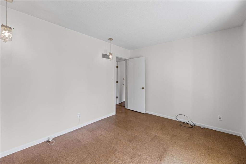905 S Lincoln Avenue Property Photo 23