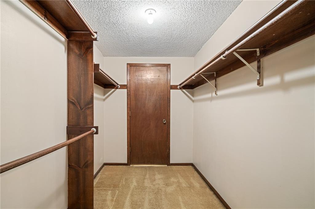 2126 E 152nd Terrace Property Photo 39