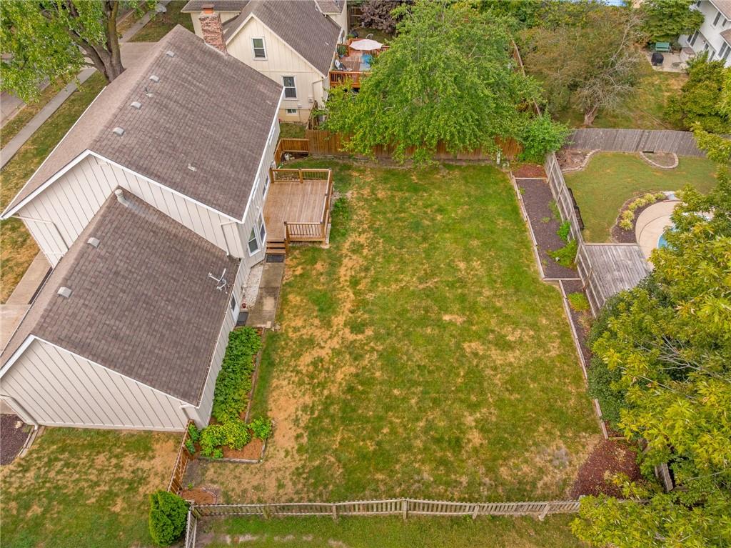 2126 E 152nd Terrace Property Photo 61
