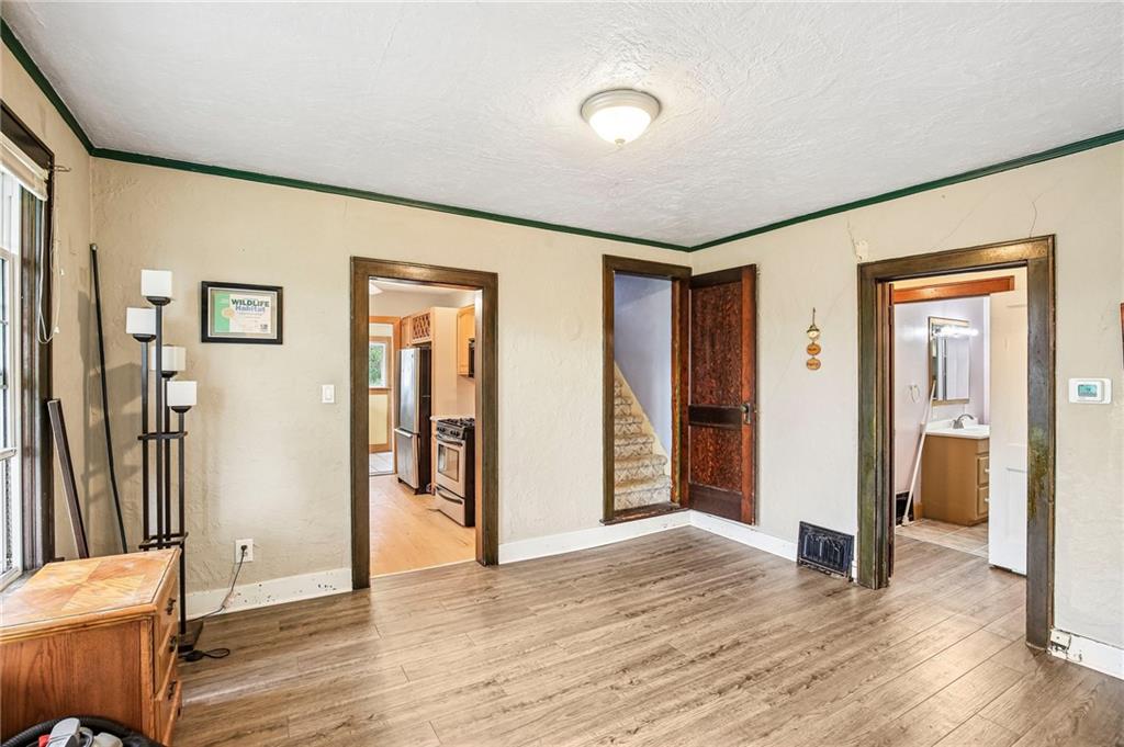 17237 286th Road Property Photo 12