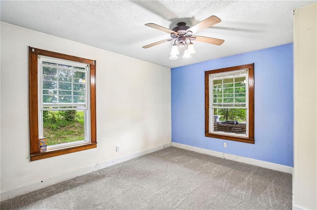 17237 286th Road Property Photo 14
