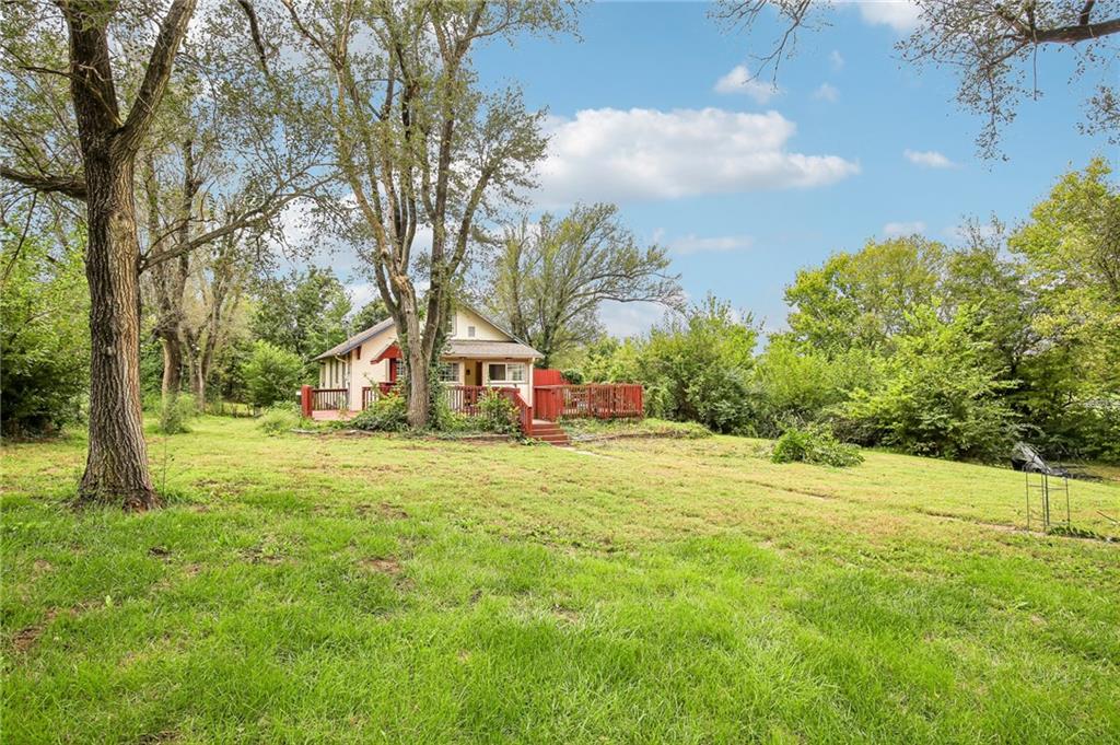 17237 286th Road Property Photo 34