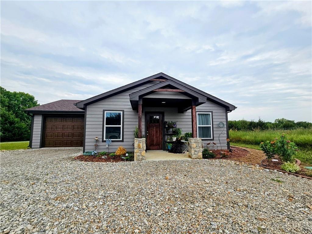 2 Illinois Drive Property Photo 1