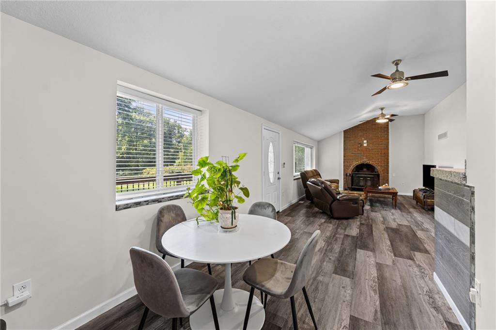 301 N 169 Highway Property Photo 10