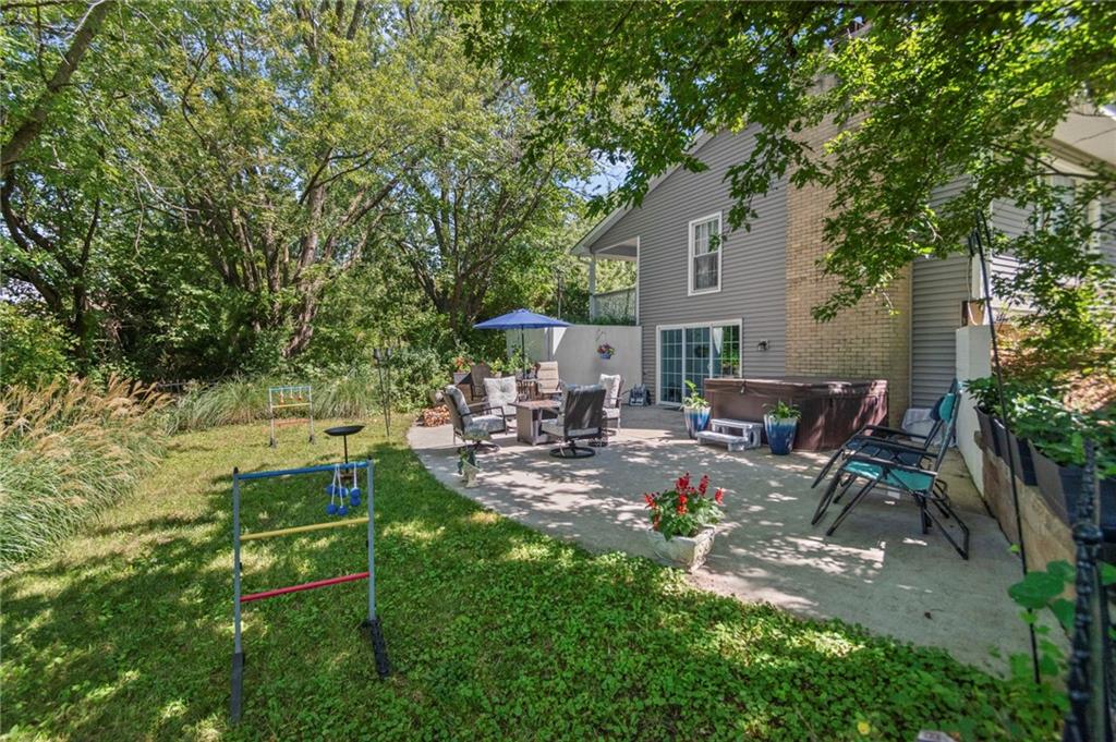 2392 Ne H Highway Property Photo 25